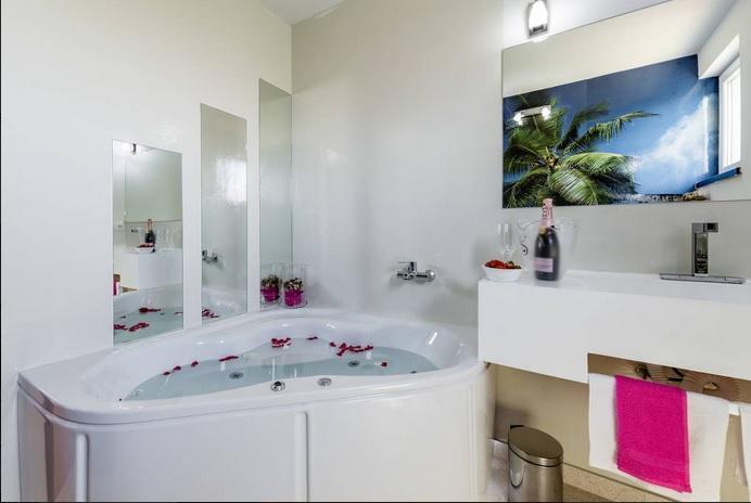 Luxury Apartment With Private Heated Pool 시베니크 외부 사진