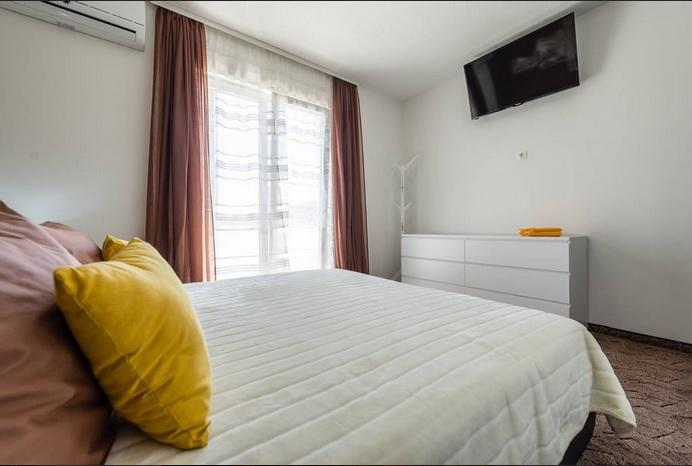 Luxury Apartment With Private Heated Pool 시베니크 외부 사진